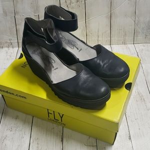 Fly London Mary Jane